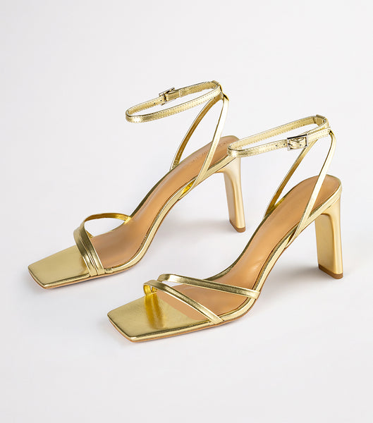 Tony Bianco Corso Gold Nappa Metallic 8.5cm Low Heels Gold / Metal | BMYSO90596