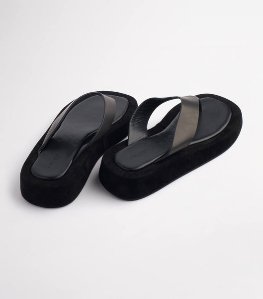 Tony Bianco Ives Black Como 3.5cm Slides Black | MYQCS19090