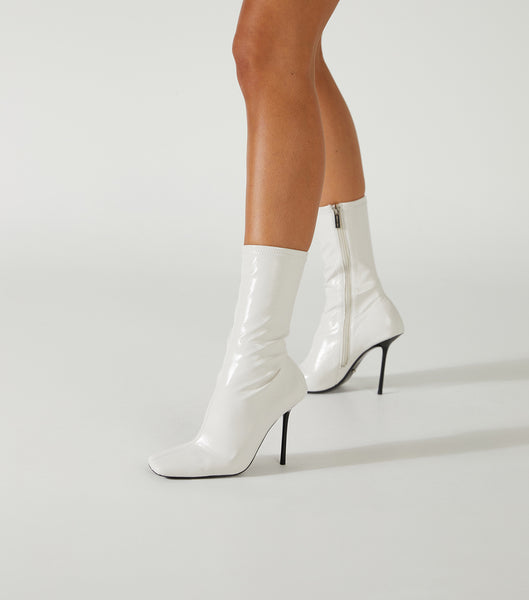 Tony Bianco Remie Ecru Crinkle Patent 10.5cm Ankle Boots White | EMYVG83629